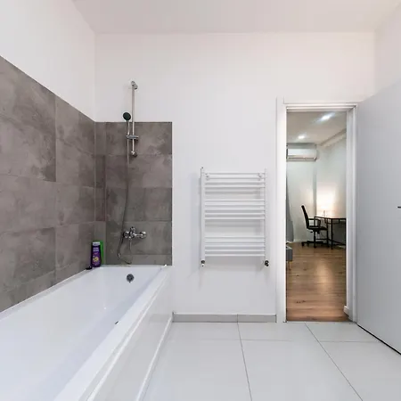 בוקרשט Ultracentral Spacious Apartment 4Br מראה חיצוני תמונה