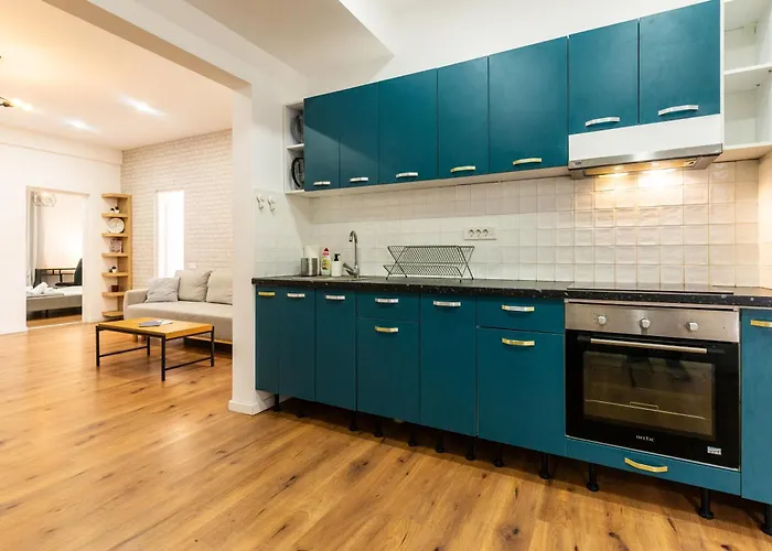 Ultracentral Spacious Apartment 4Br