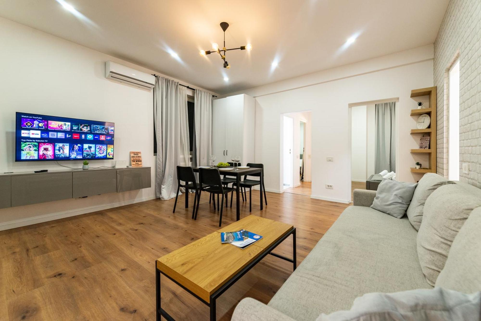 Ultracentral Spacious 4br *