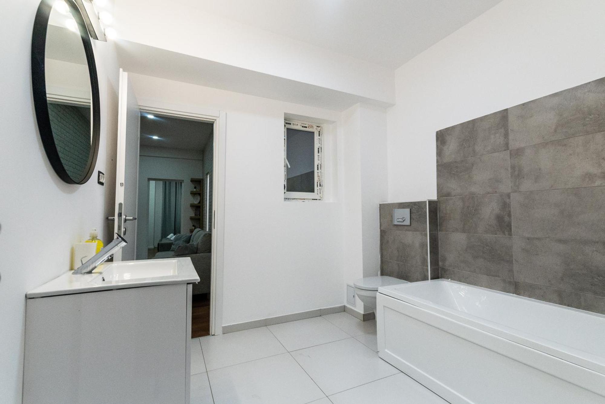 Ultracentral Spacious 4br *