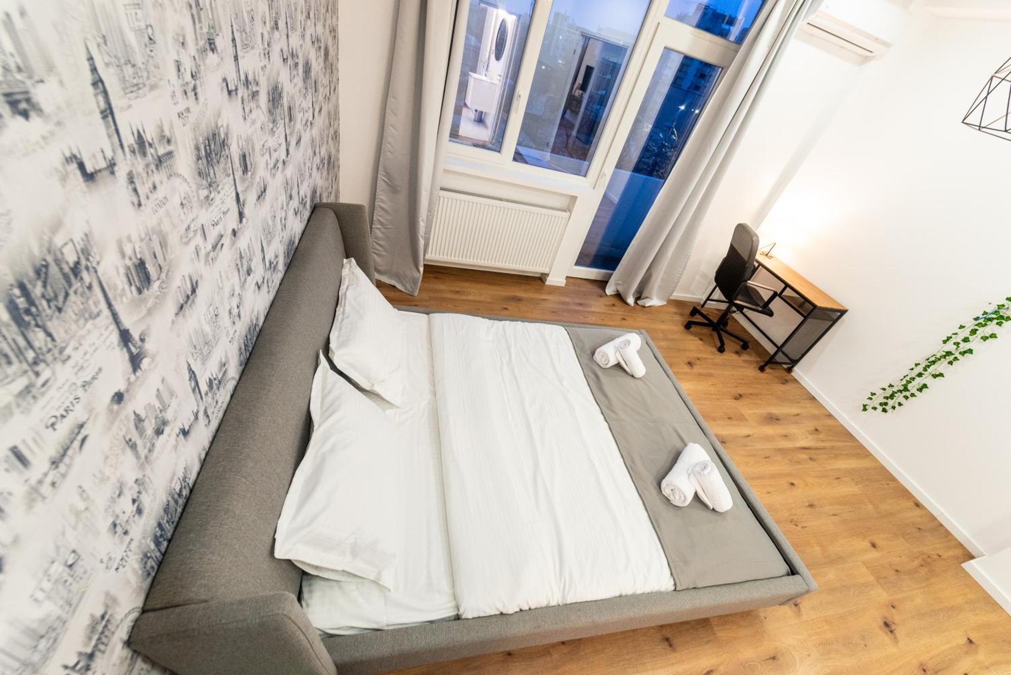 Ultracentral Spacious 4br * Bucharest