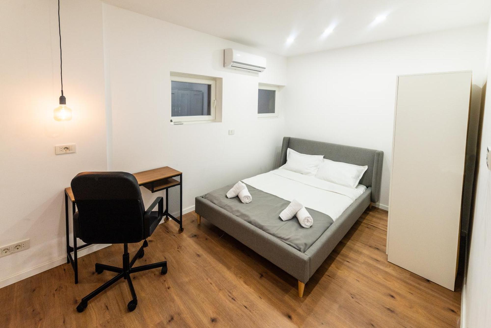 Ultracentral Spacious 4br Apartment