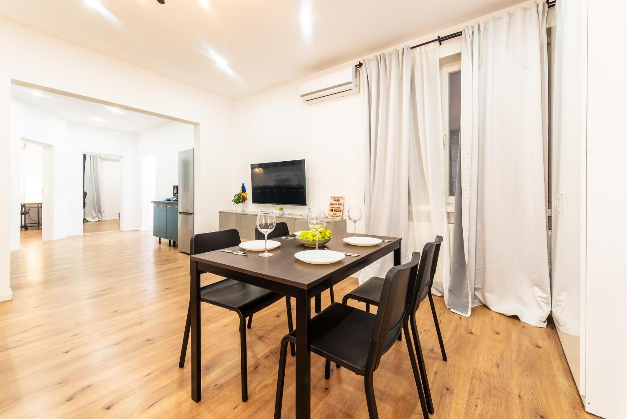 Ultracentral Spacious 4br Apartment *