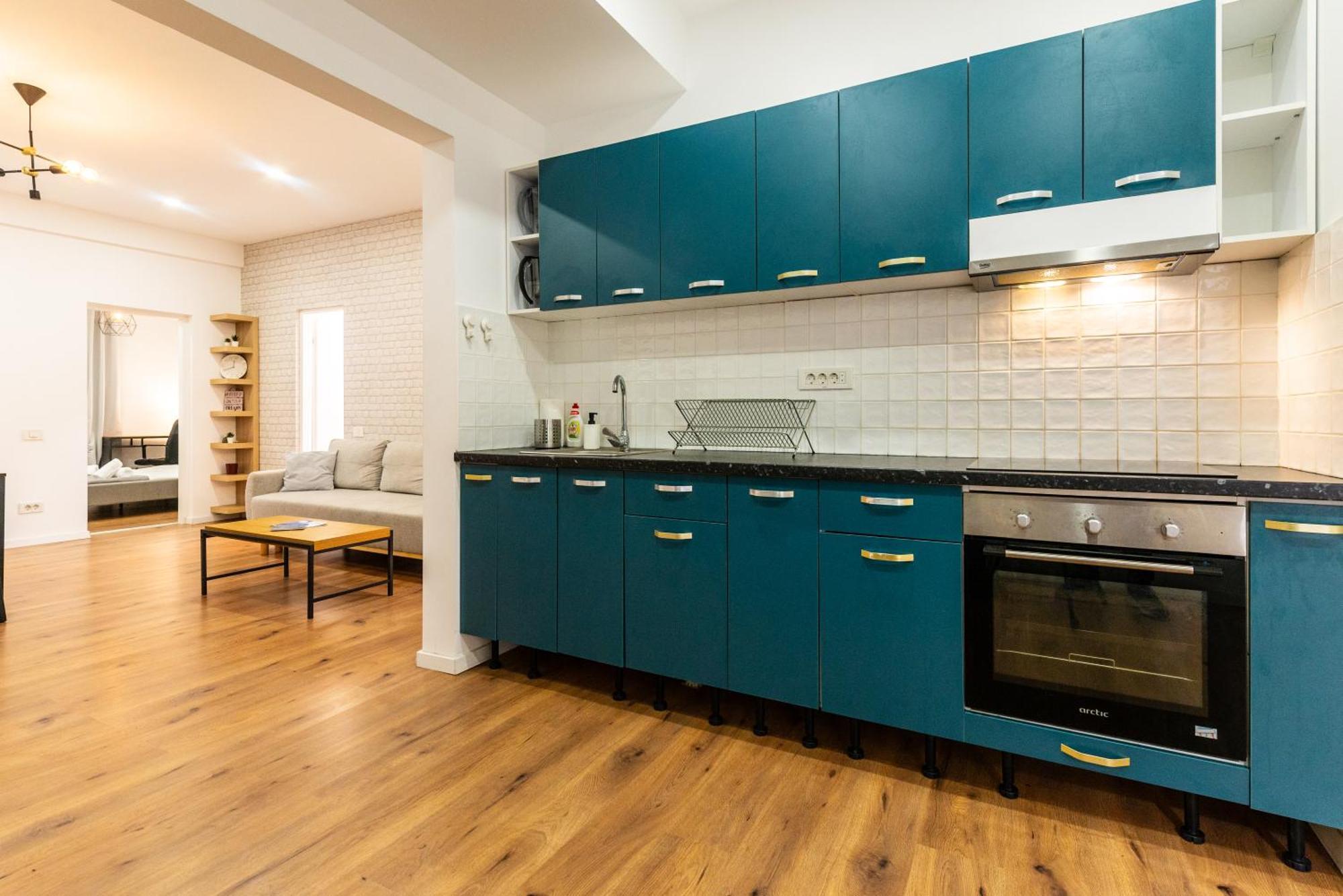 Ultracentral Spacious 4br Bucharest