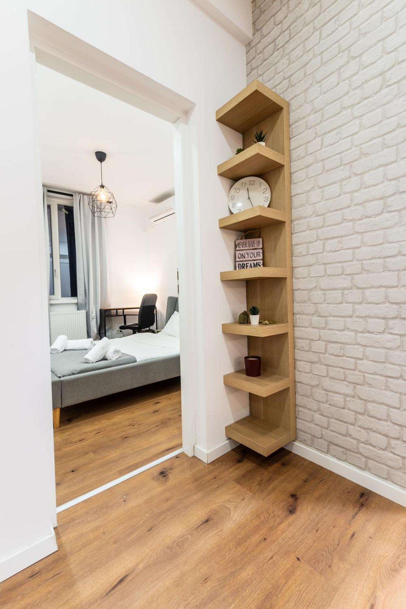 Apartment Ultracentral Spacious 4br Bucharest
