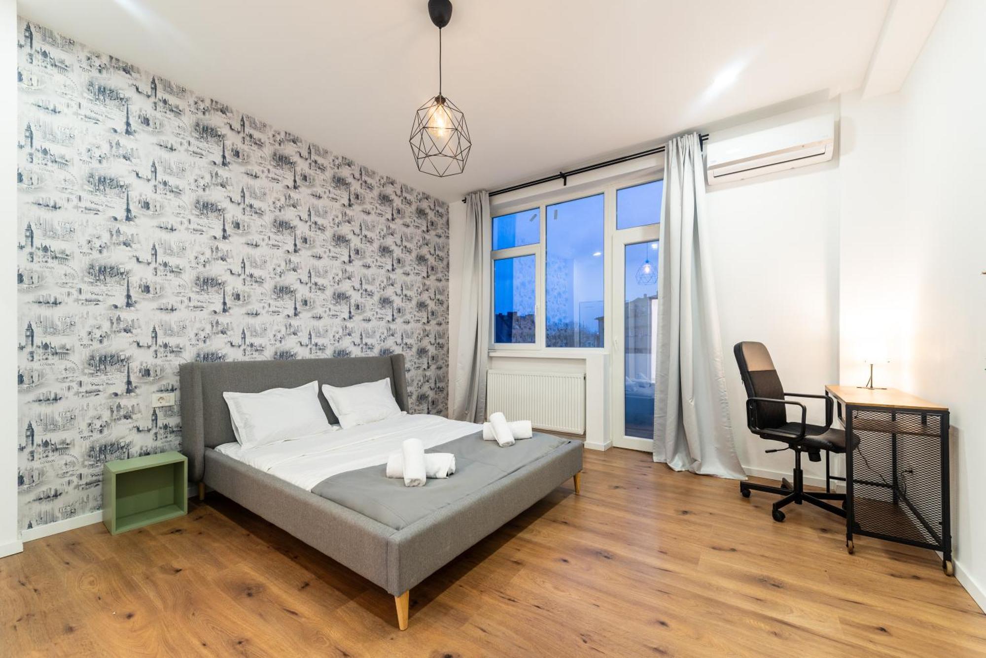 Apartment Ultracentral Spacious 4br Bucharest
